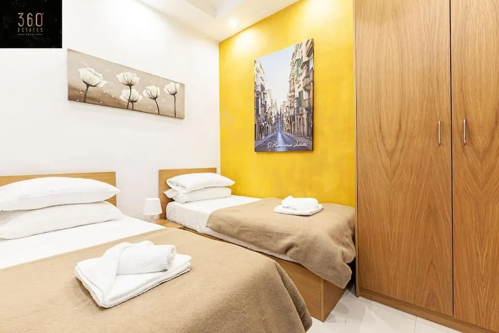Apartment Seafront 4Br Apt With Mesmerising Balcony & Views By 360 Estates Sliema