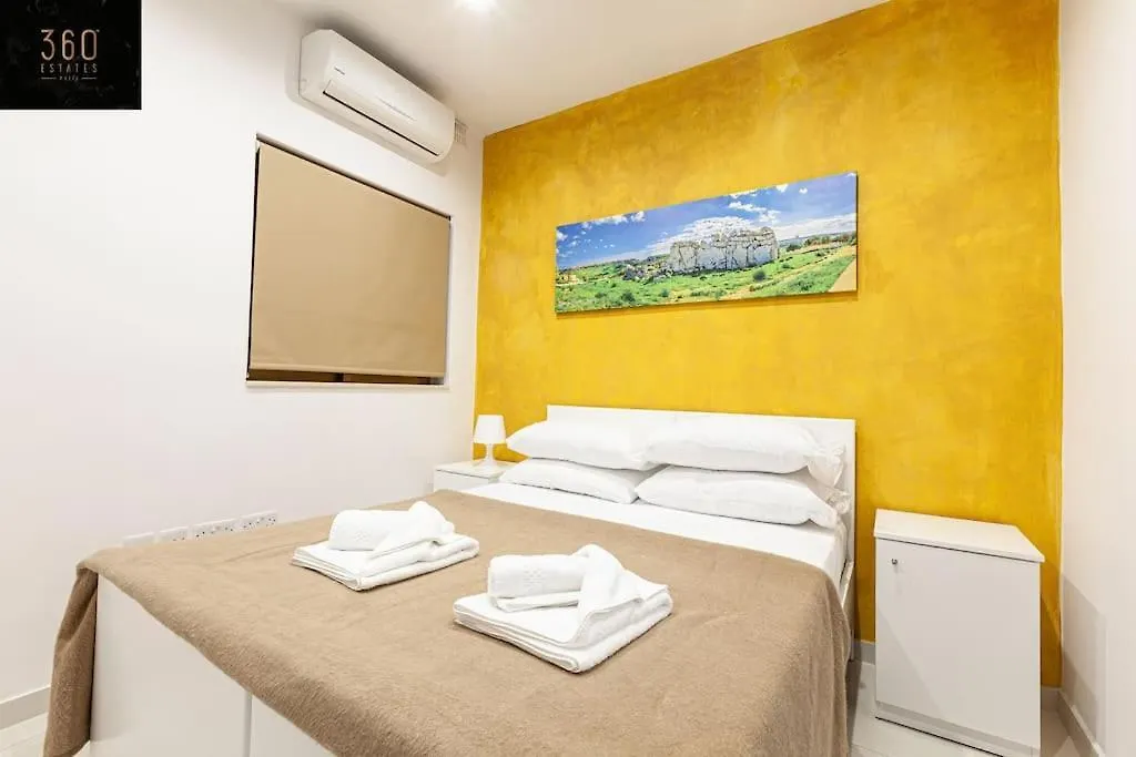 סליאמה Seafront 4Br Apt With Mesmerising Balcony & Views By 360 Estates דירה