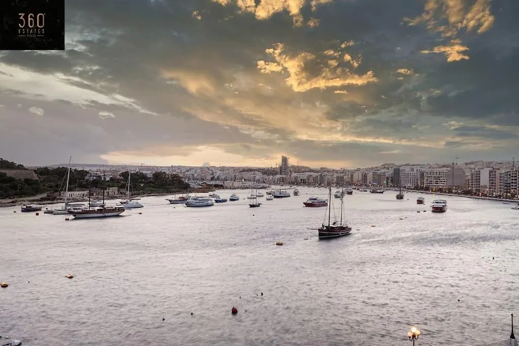 Apartment Seafront 4Br Apt With Mesmerising Balcony & Views By 360 Estates Sliema Malta