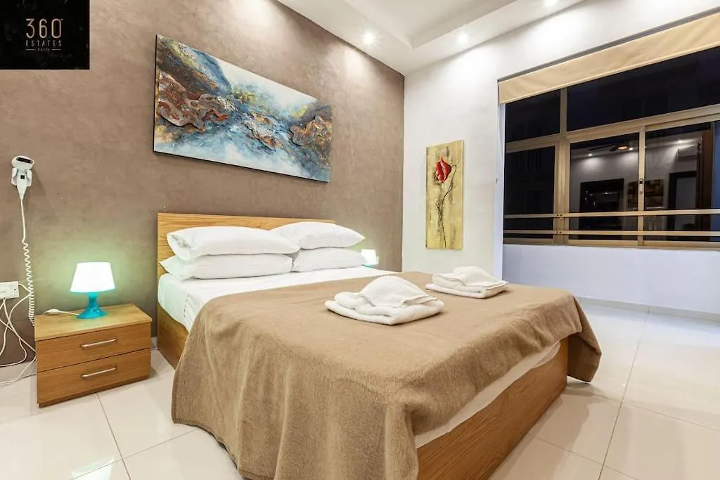 סליאמה Seafront 4Br Apt With Mesmerising Balcony & Views By 360 Estates